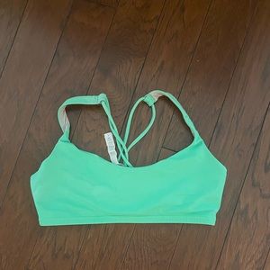Lululemon neon green sports bra